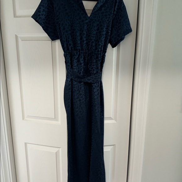 EXPRESS jumpsuit- navy blue leopard print - Picture 4 of 6